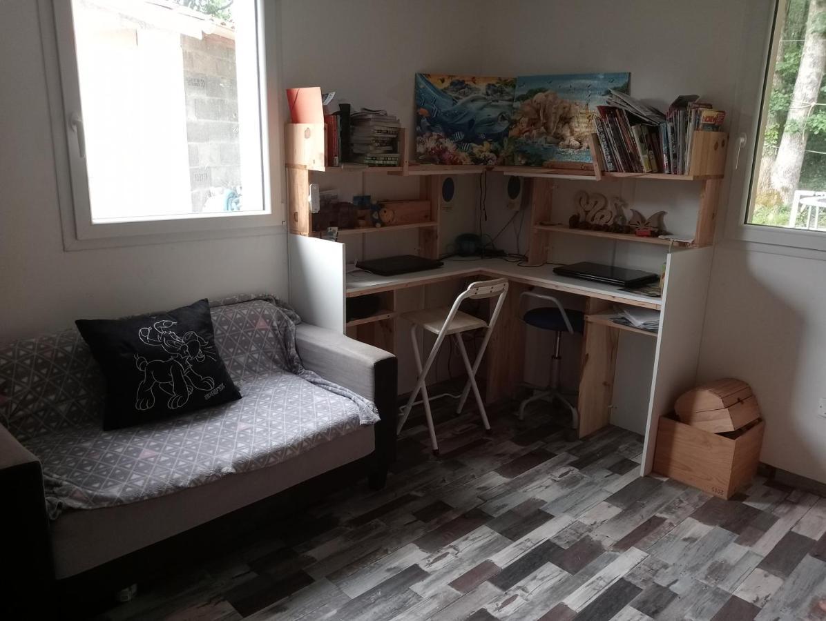 סאל Maison 70M2 Calme Vue Sur Foret מראה חיצוני תמונה